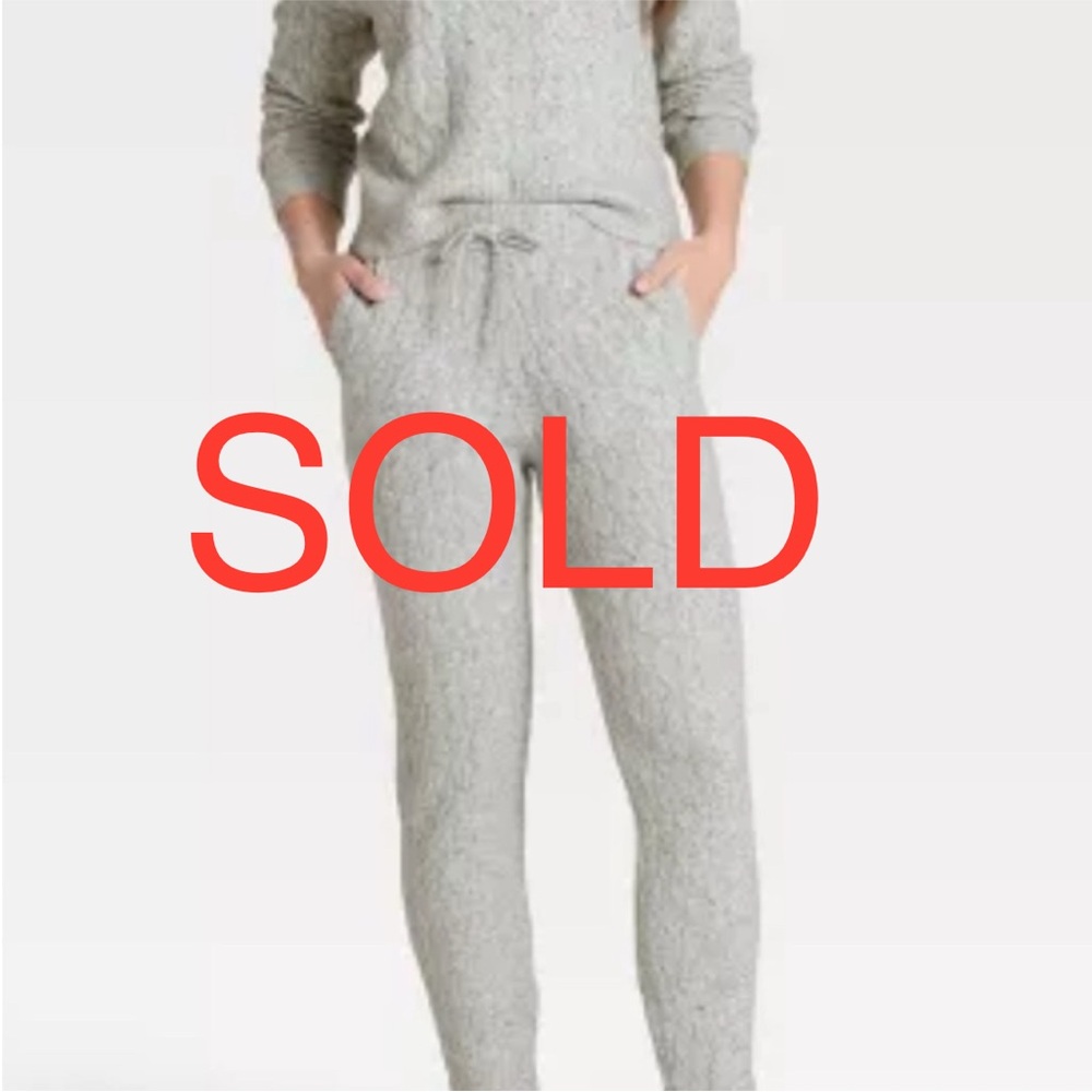 Gray Knit Cableknit Jogger  cashmere feel